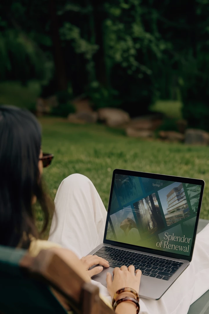 What Makes the Best Real Estate Websites: 7 Award-Winning Examples